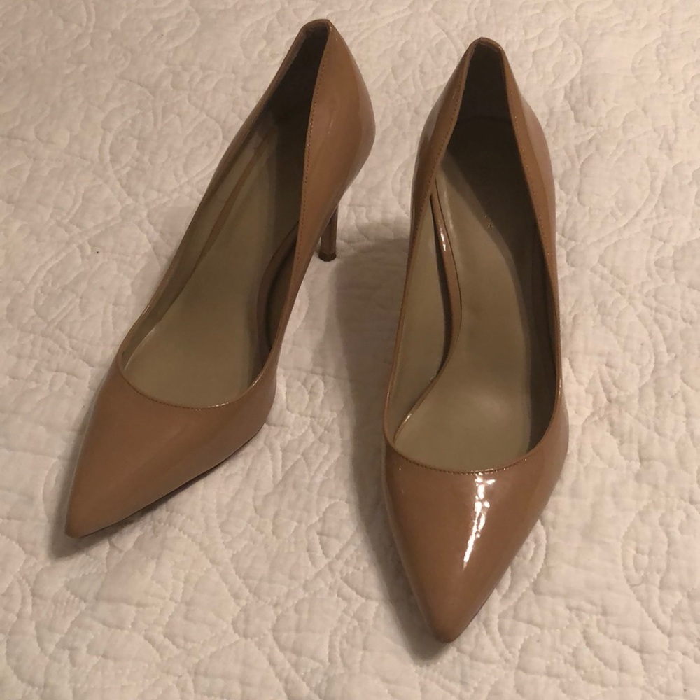 ANN TAYLOR Nude Pumps, Size 9 🎉🎊